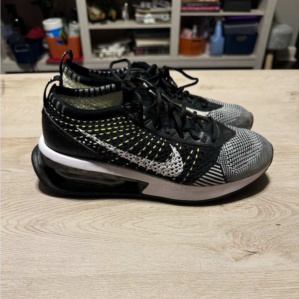 Women’s Nike Air Max Flyknit Racer